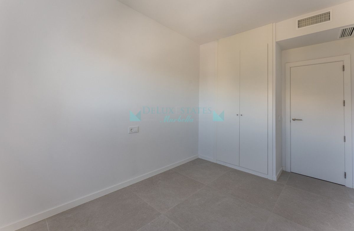 Penthouse for sale in Estepona