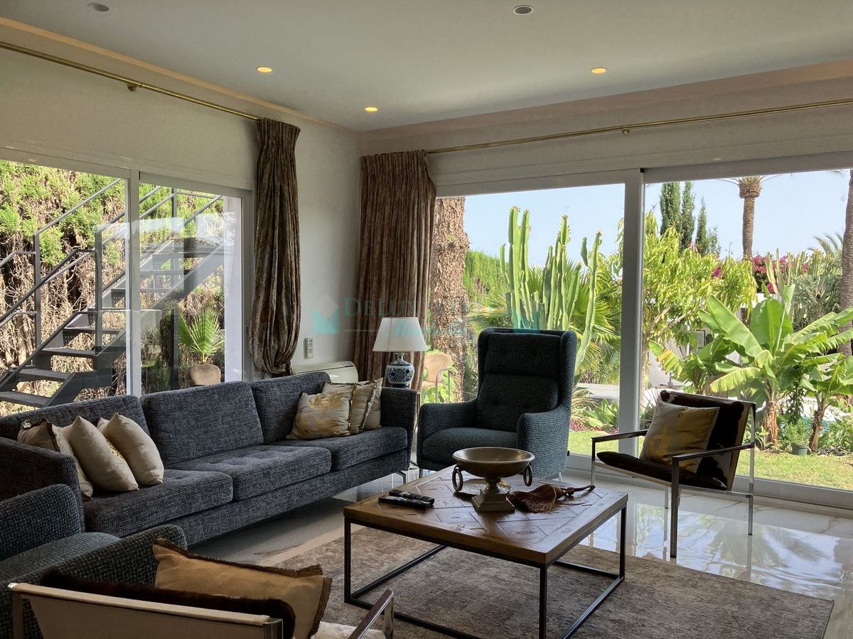 Villa for sale in Marbella - Puerto Banus