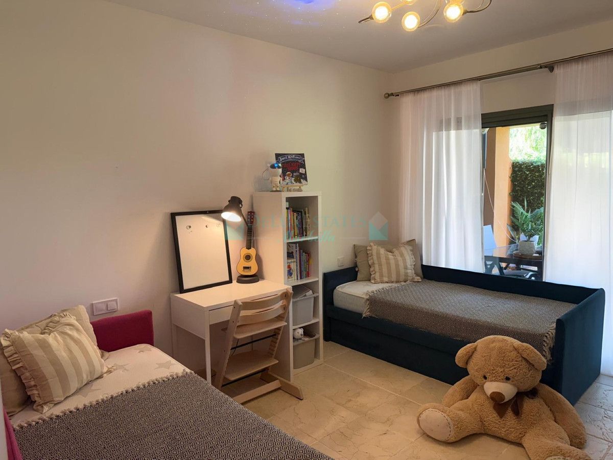 Apartment for sale in Estepona