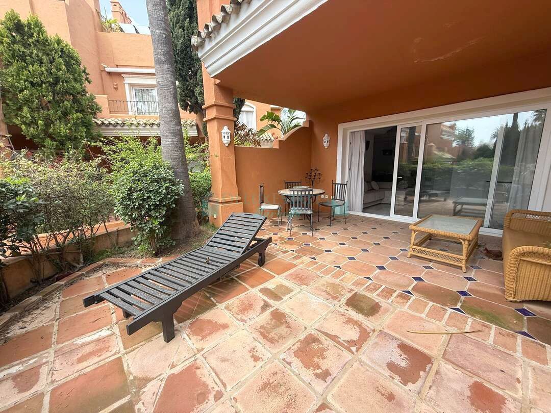 Town House for rent in Marbella