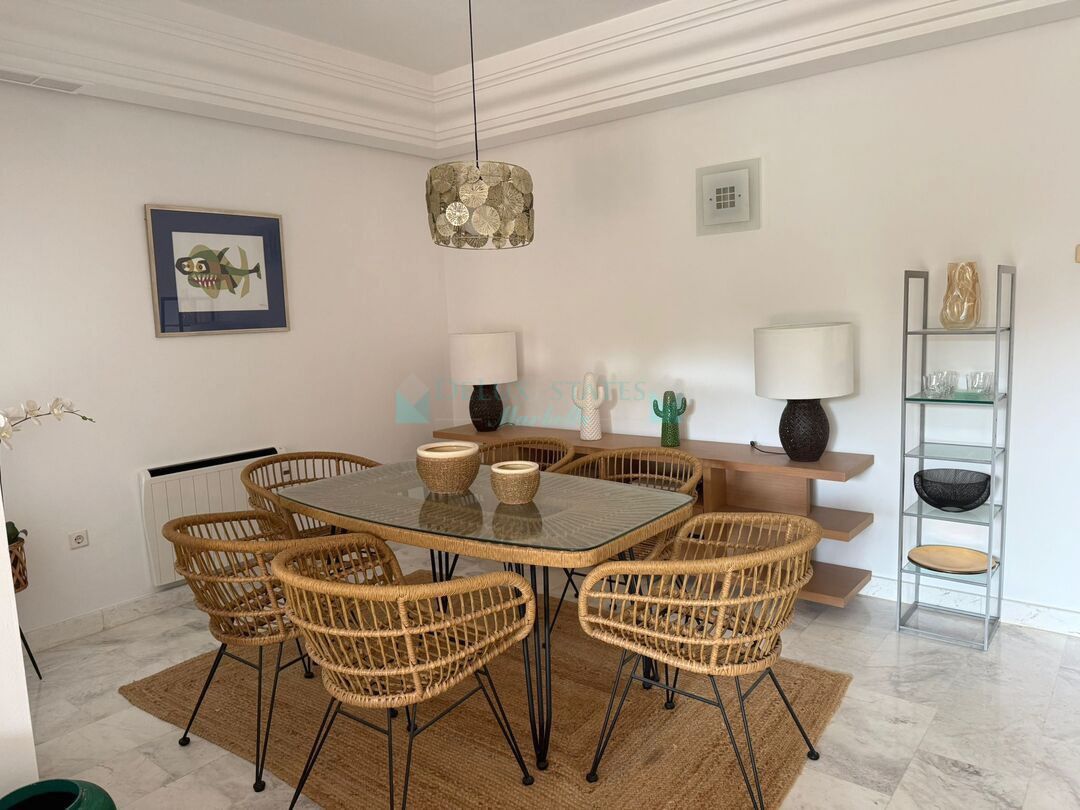 Town House for rent in Marbella