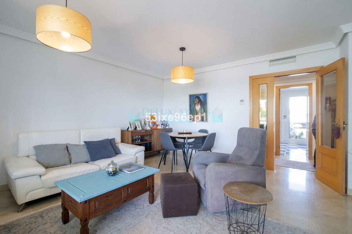 Apartamento en venta en Selwo, Estepona