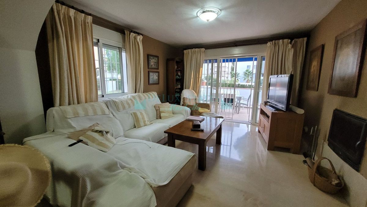Ground Floor Apartment for sale in Nueva Andalucia