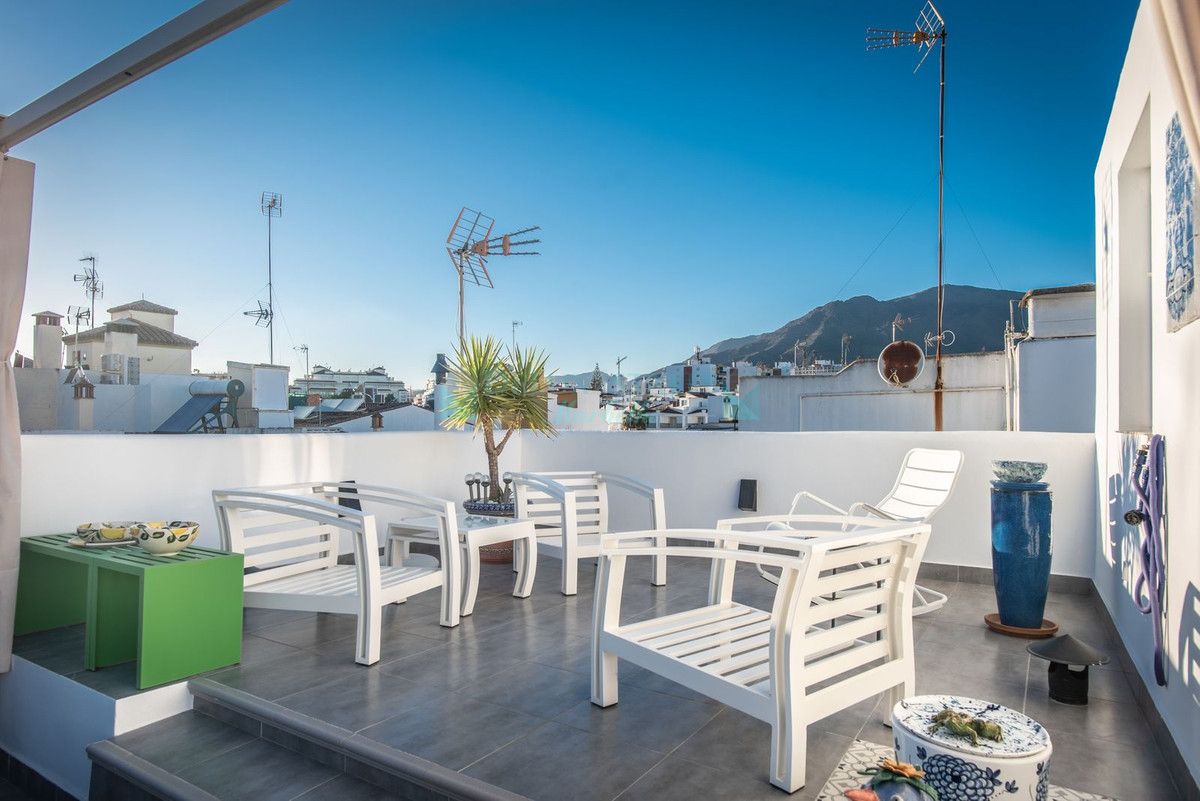 Penthouse for sale in Estepona
