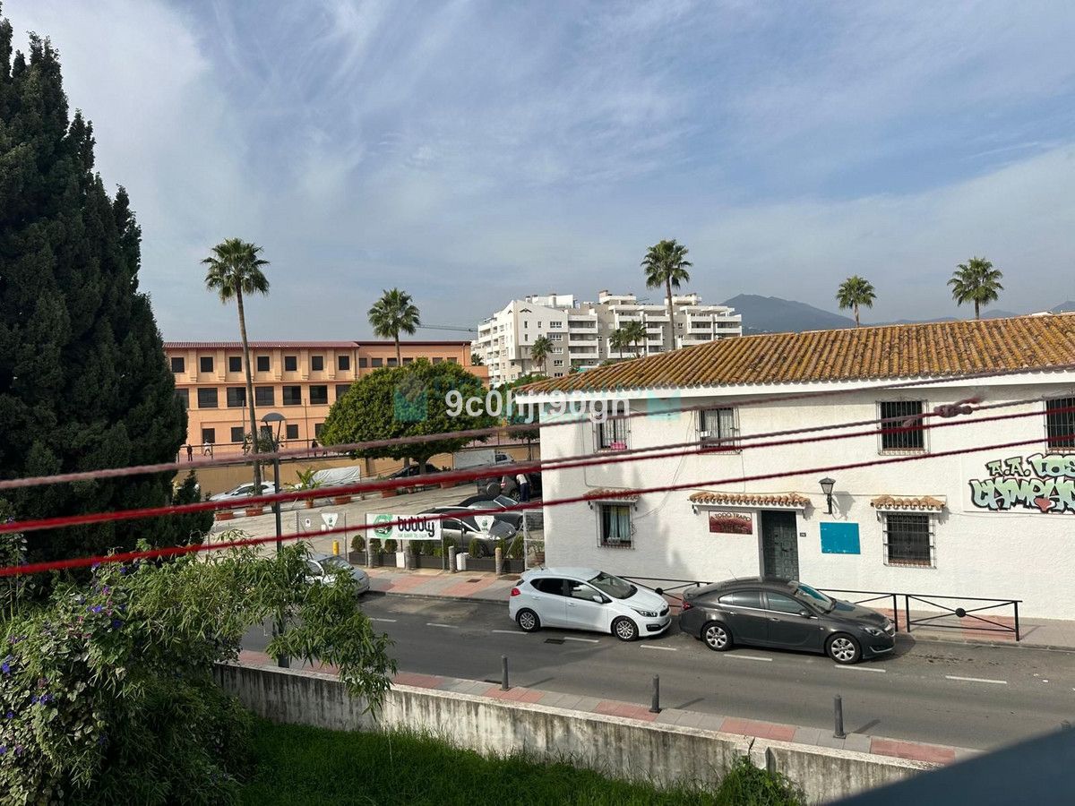 Penthouse for sale in Nueva Andalucia