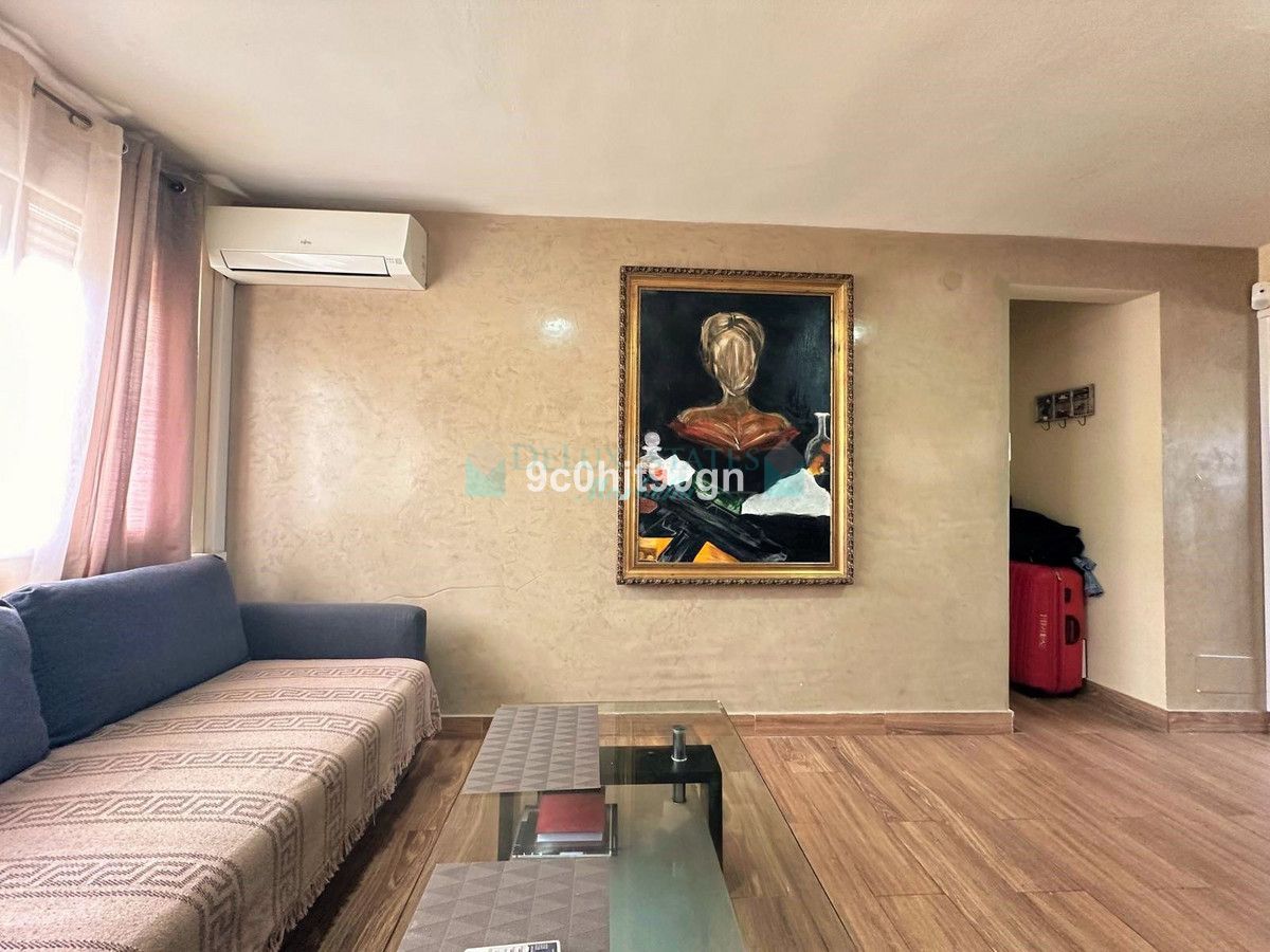 Penthouse for sale in Nueva Andalucia