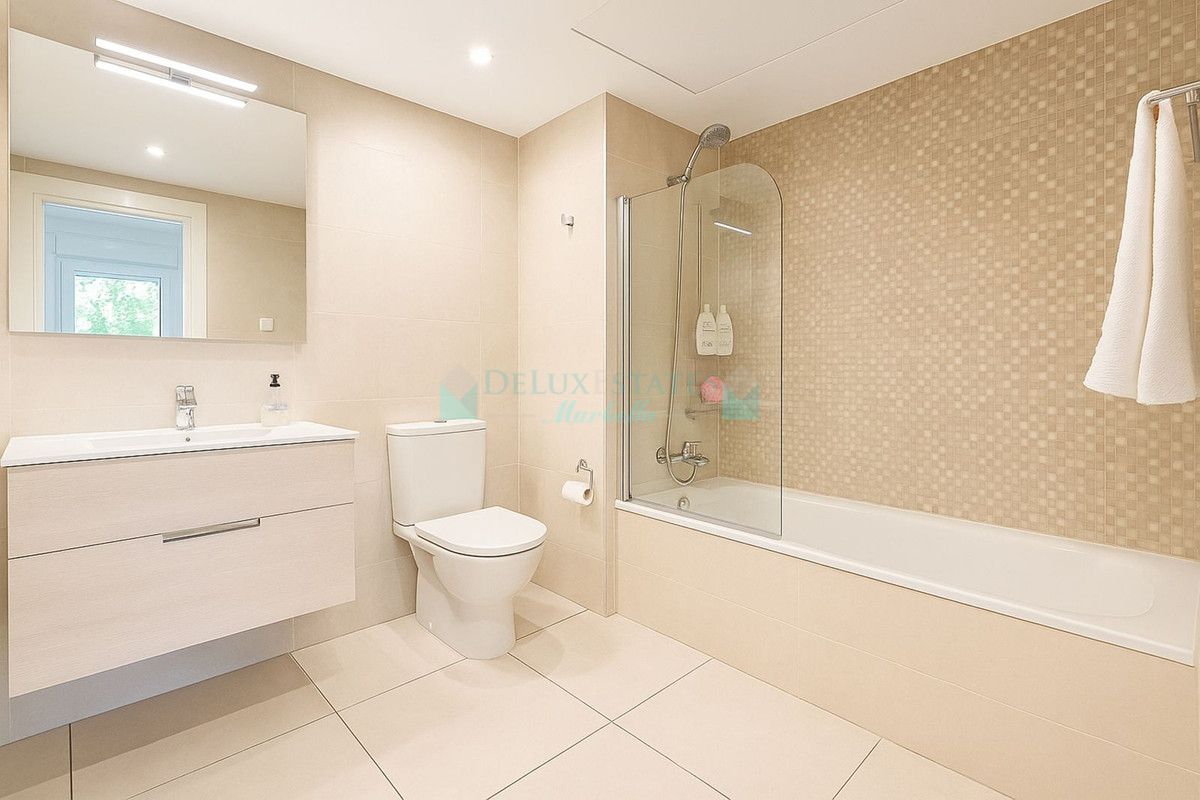 Apartment for sale in Nueva Andalucia