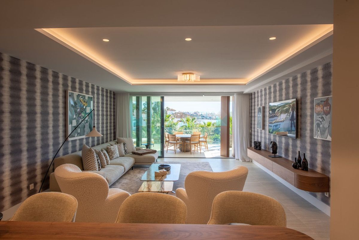 Apartamento en venta en Estepona