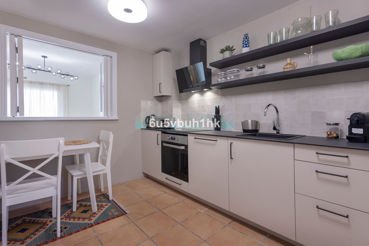 Apartamento en venta en Estepona