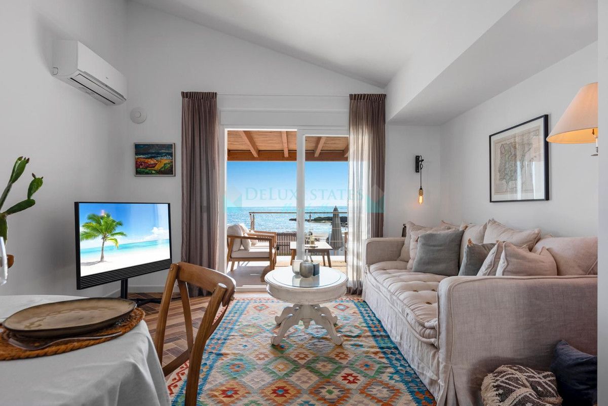 Town House for sale in Estepona