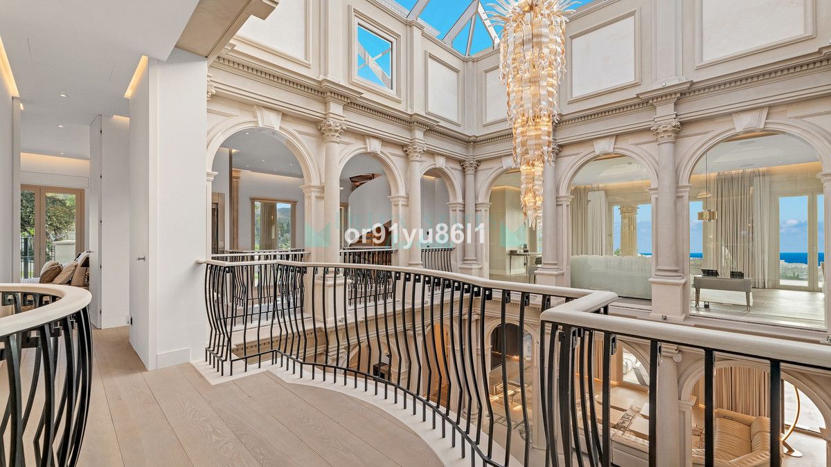 Villa en venta en Sierra Blanca, Marbella Golden Mile
