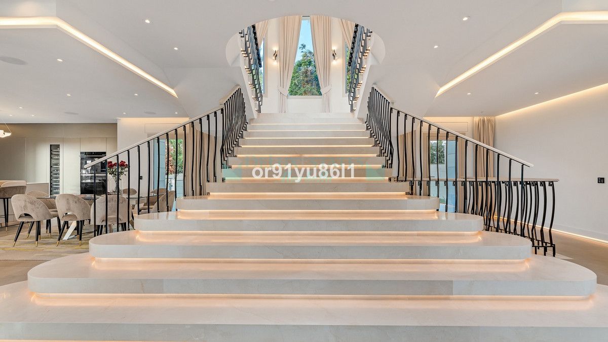 Villa en venta en Sierra Blanca, Marbella Golden Mile