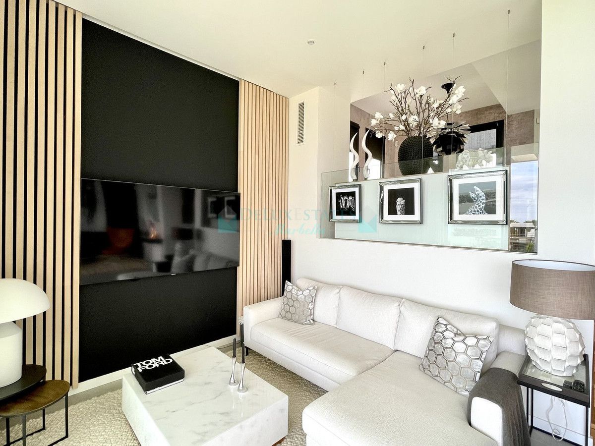 Semi Detached Villa for sale in Cabopino, Marbella East