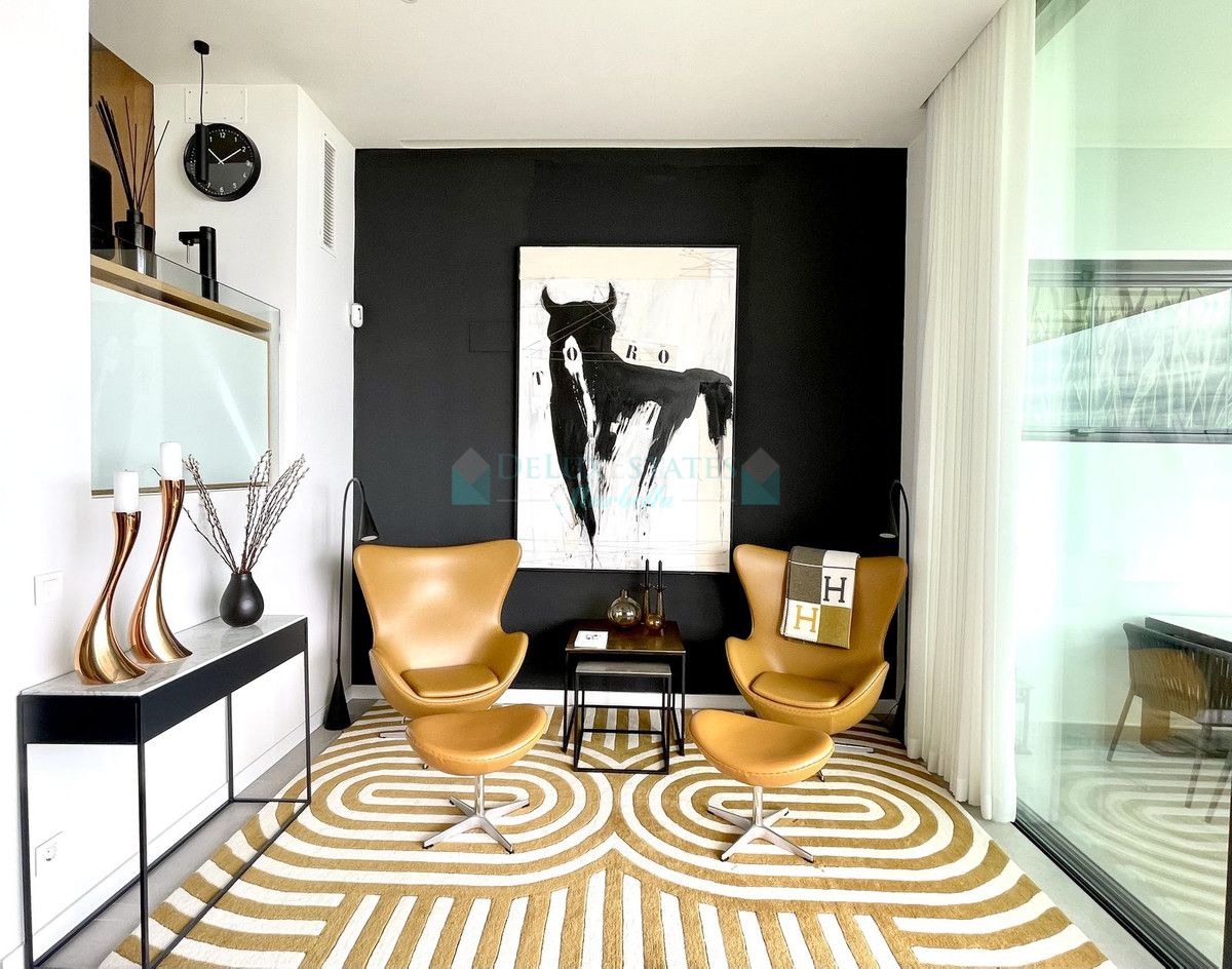 Semi Detached Villa for sale in Cabopino, Marbella East