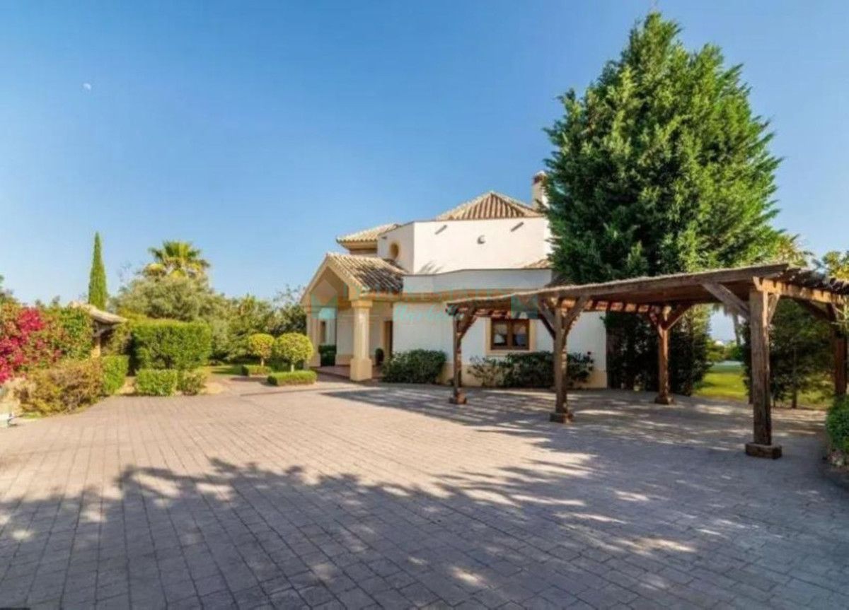 Villa for sale in Los Flamingos, Benahavis