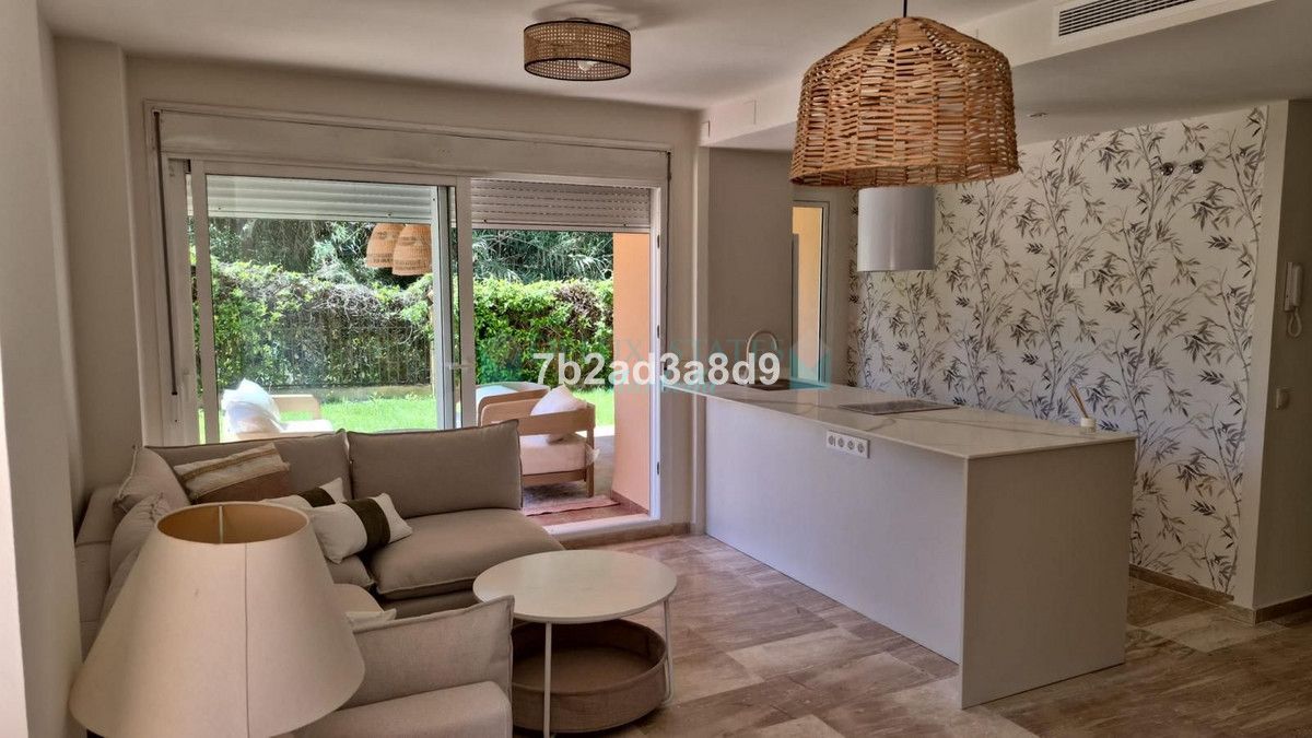 Ground Floor Apartment for sale in El Rosario, Marbella East