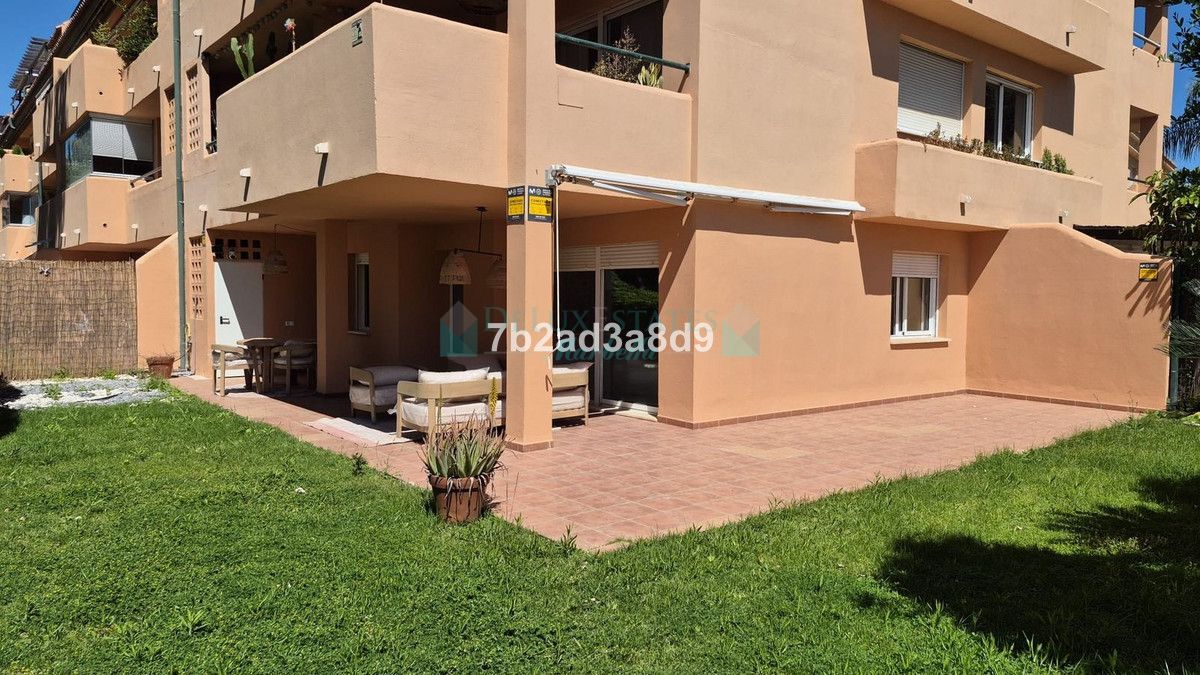 Ground Floor Apartment for sale in El Rosario, Marbella East