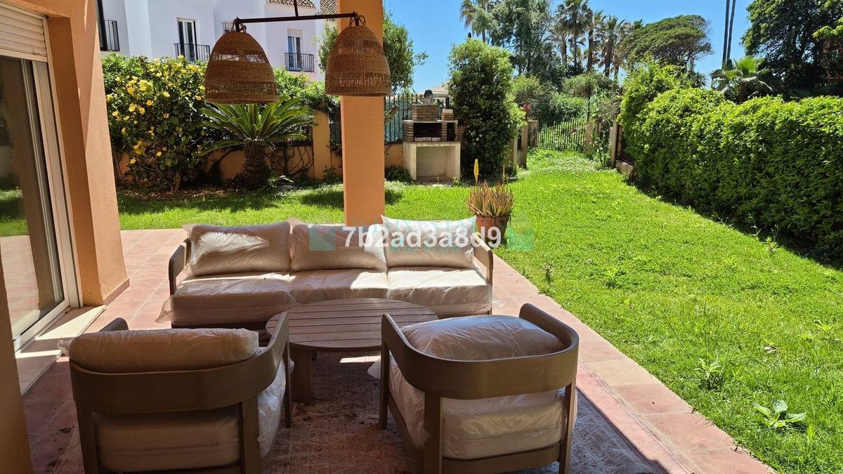 Ground Floor Apartment for sale in El Rosario, Marbella East