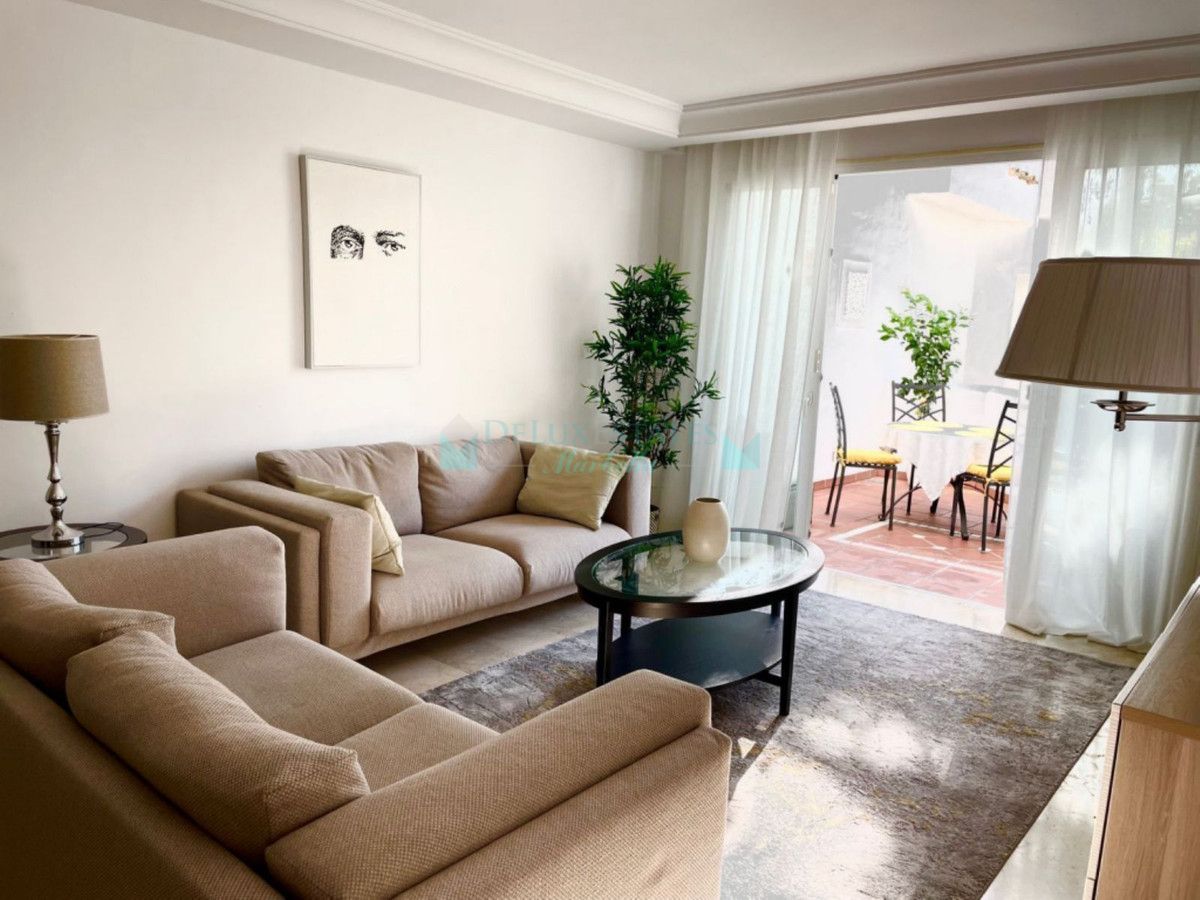 Apartment for sale in Nueva Andalucia
