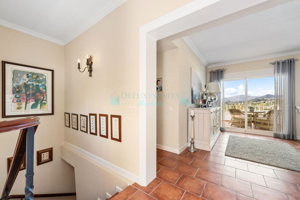 Town House for sale in Nueva Andalucia