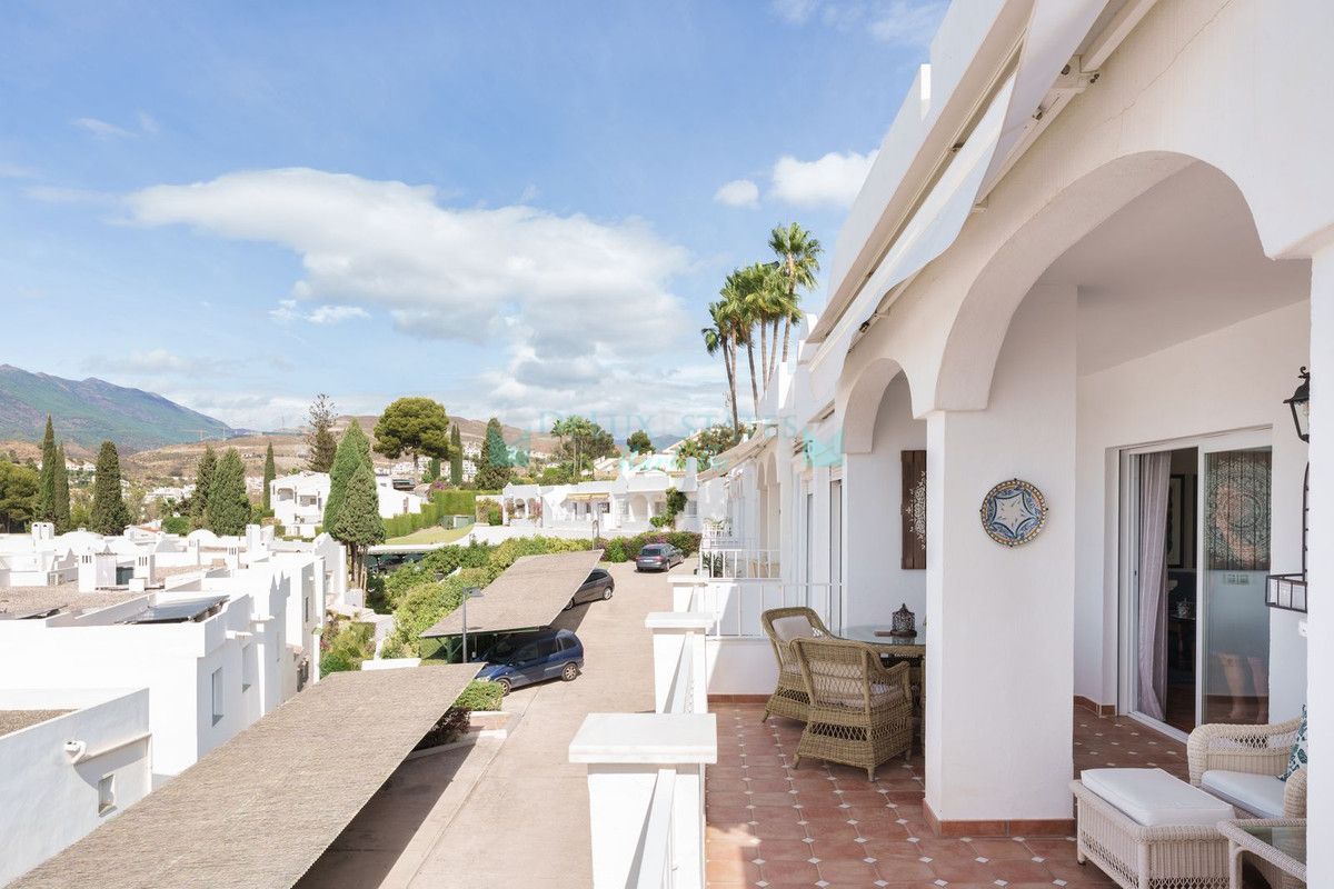 Town House for sale in Nueva Andalucia