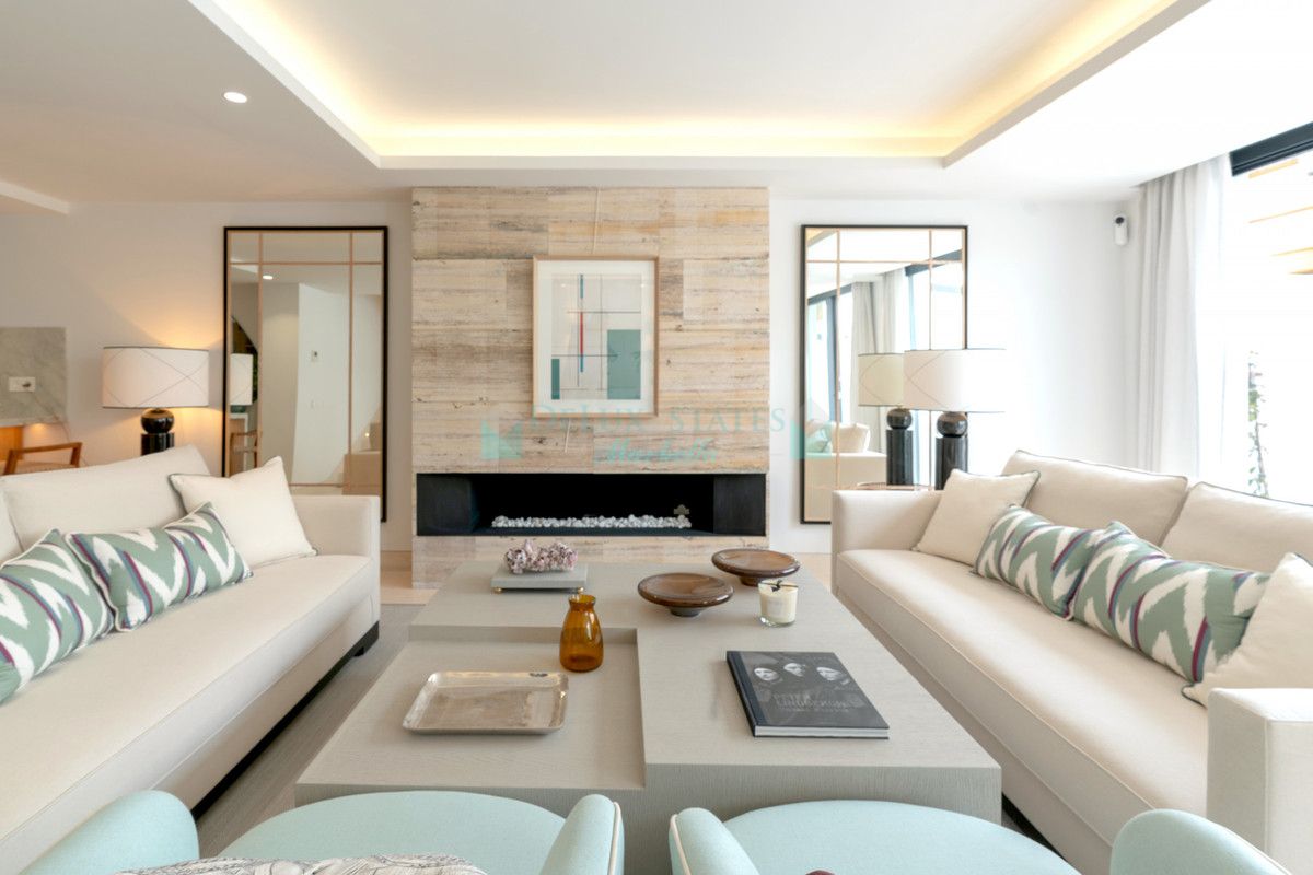 Semi Detached Villa for sale in Marbella Golden Mile