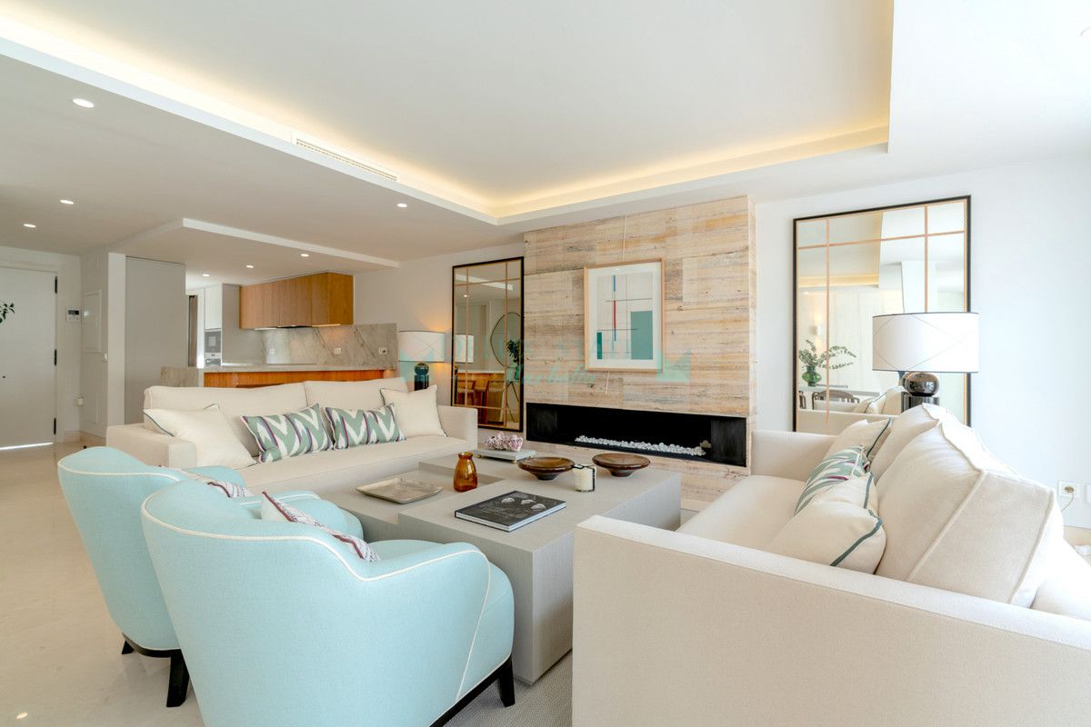 Semi Detached Villa for sale in Marbella Golden Mile