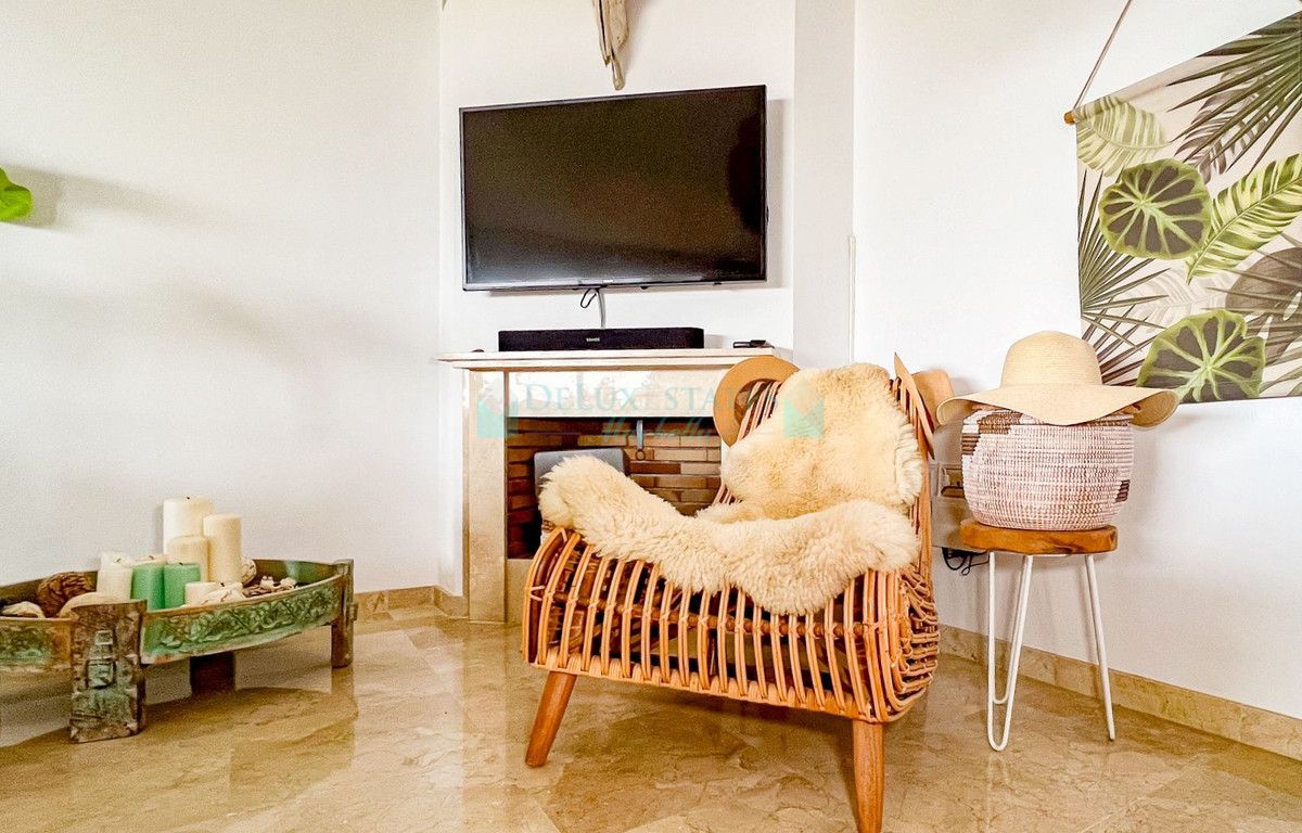Ground Floor Apartment for sale in La Mairena, Marbella East