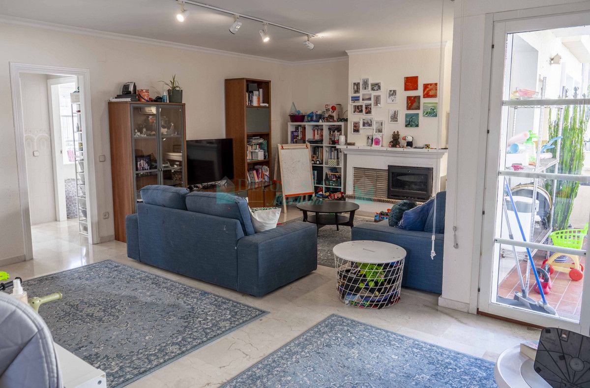 Apartamento en venta en Estepona