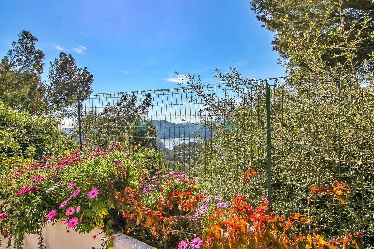 Ground Floor Apartment for sale in Istan