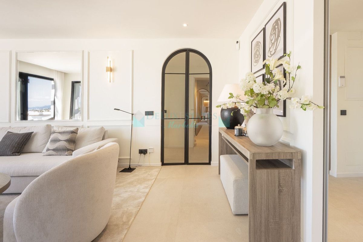 Penthouse for sale in Benahavis