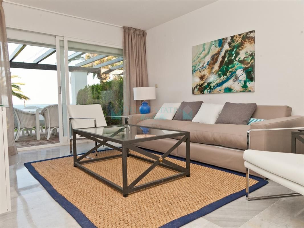 Town House for rent in Estepona