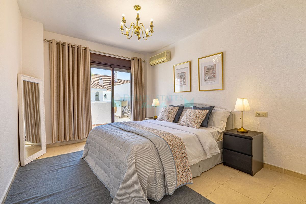 Apartment for sale in Nueva Andalucia