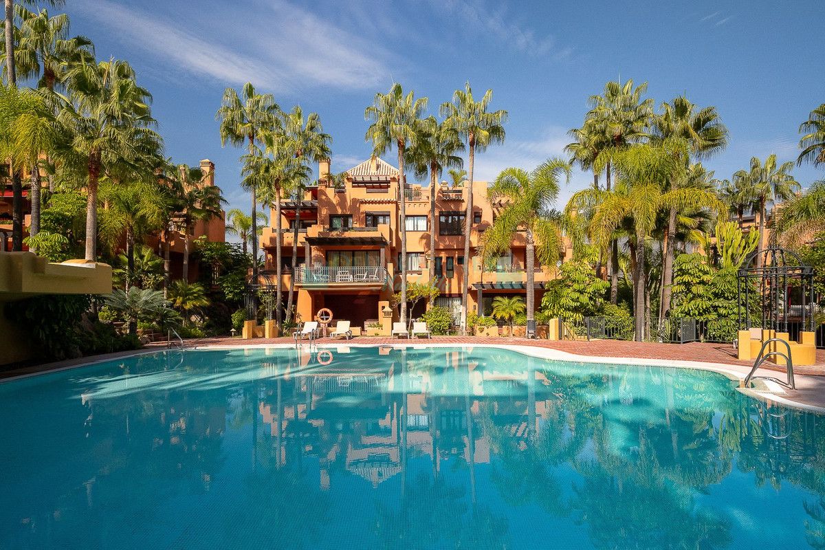 Ground Floor Apartment for sale in Nueva Andalucia