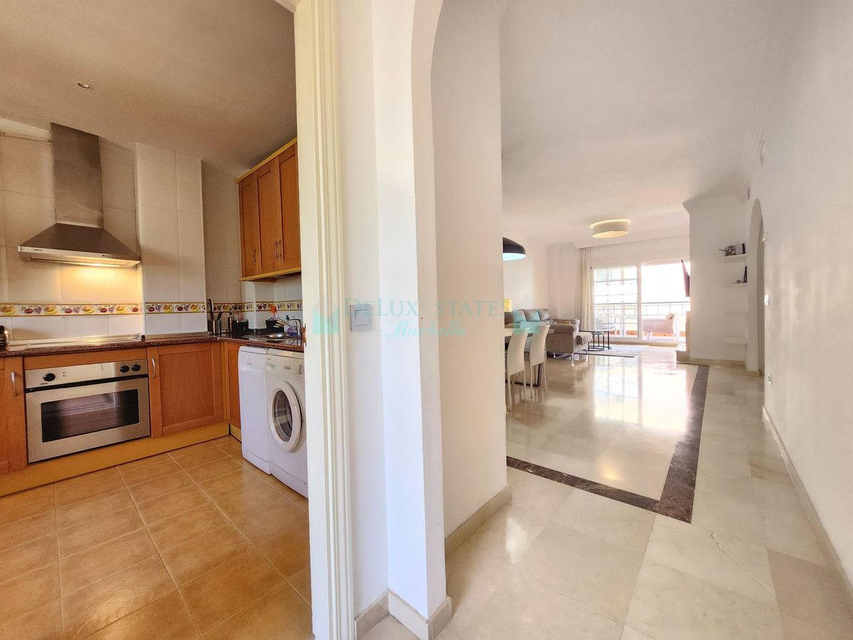 Apartment for sale in Nueva Andalucia