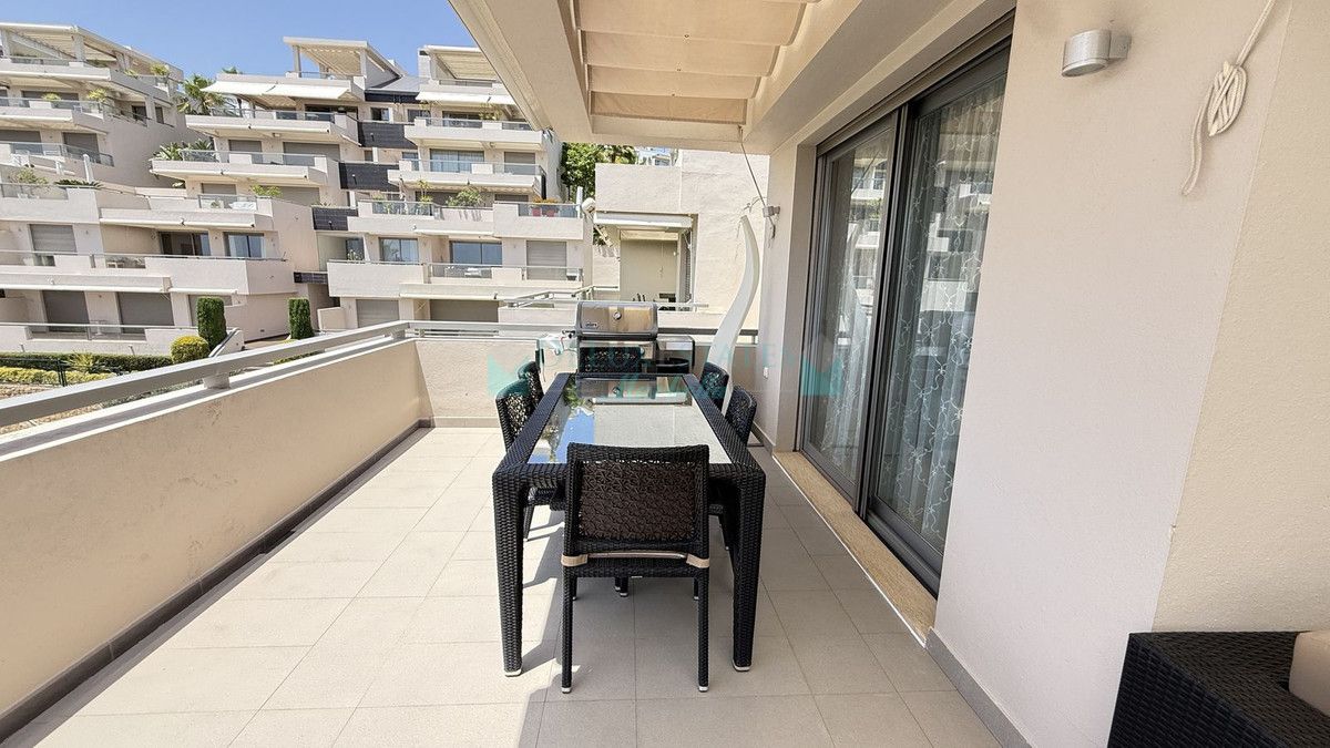 Apartment for sale in Benahavis