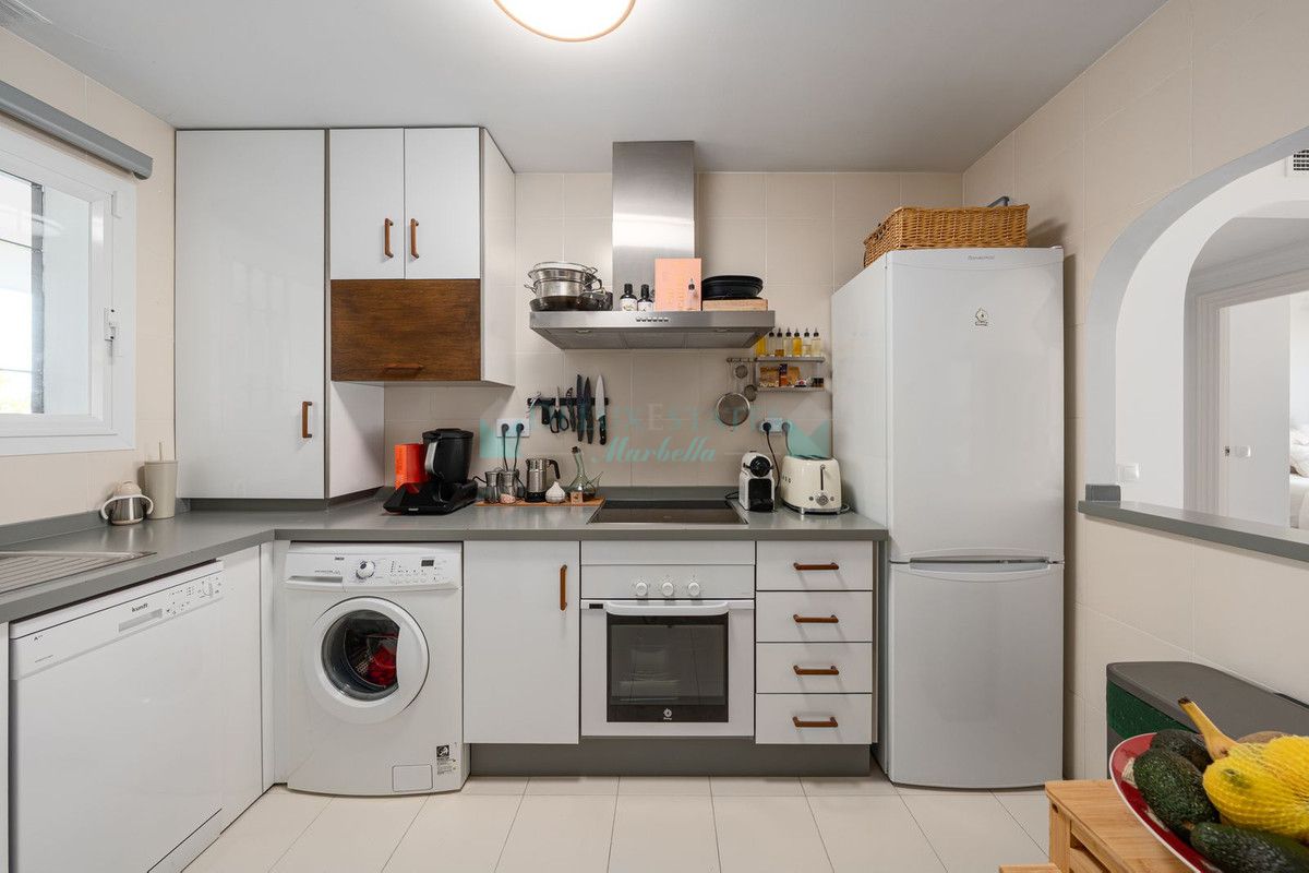 Ground Floor Apartment for sale in La Quinta, Benahavis