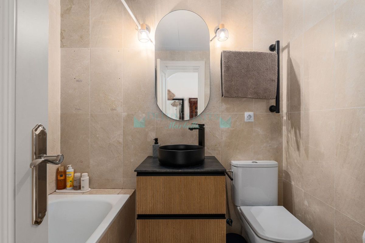 Ground Floor Apartment for sale in La Quinta, Benahavis