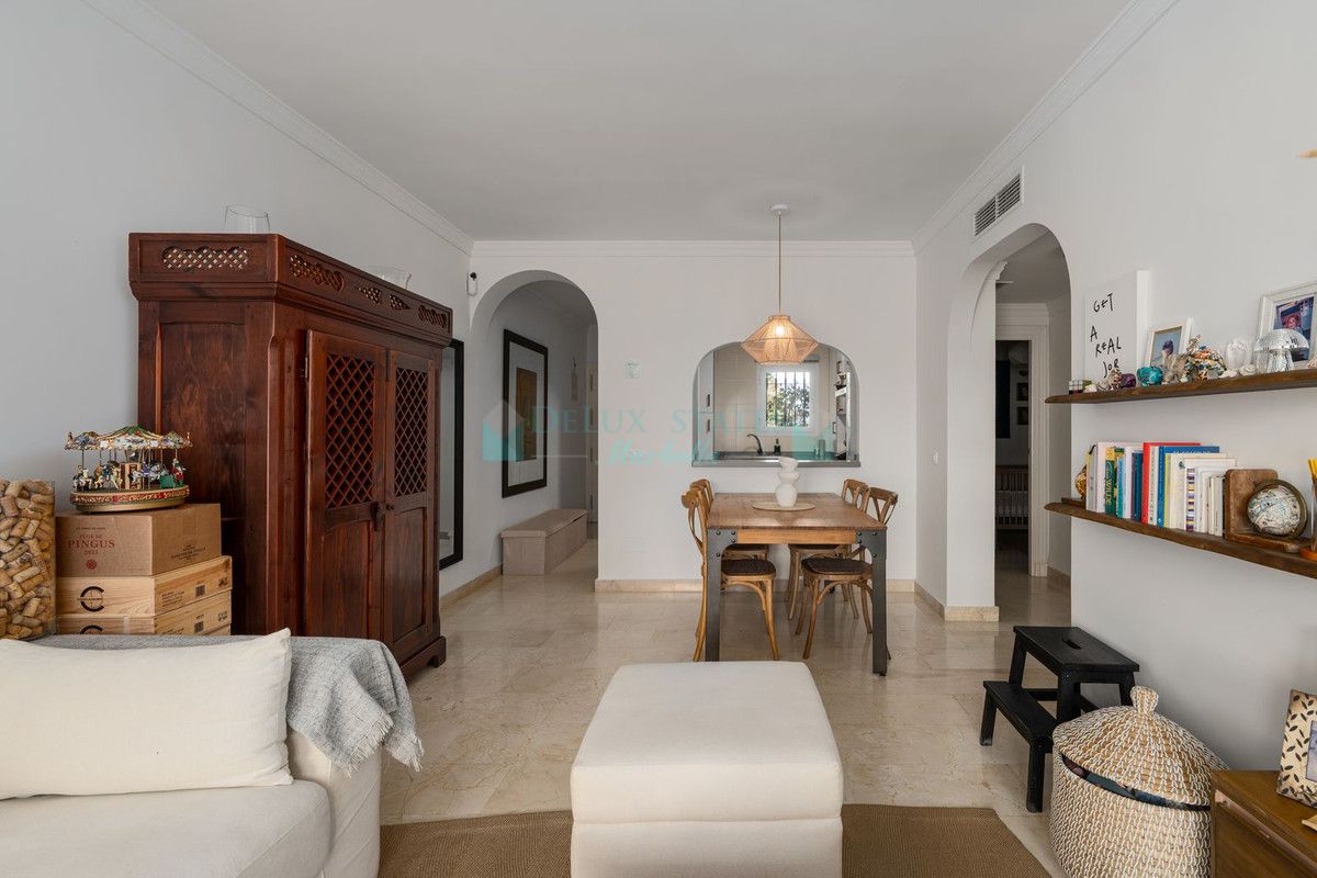 Ground Floor Apartment for sale in La Quinta, Benahavis