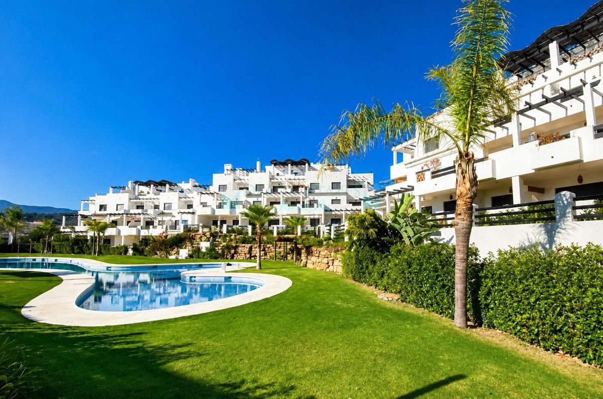 Apartment for rent in Selwo, Estepona