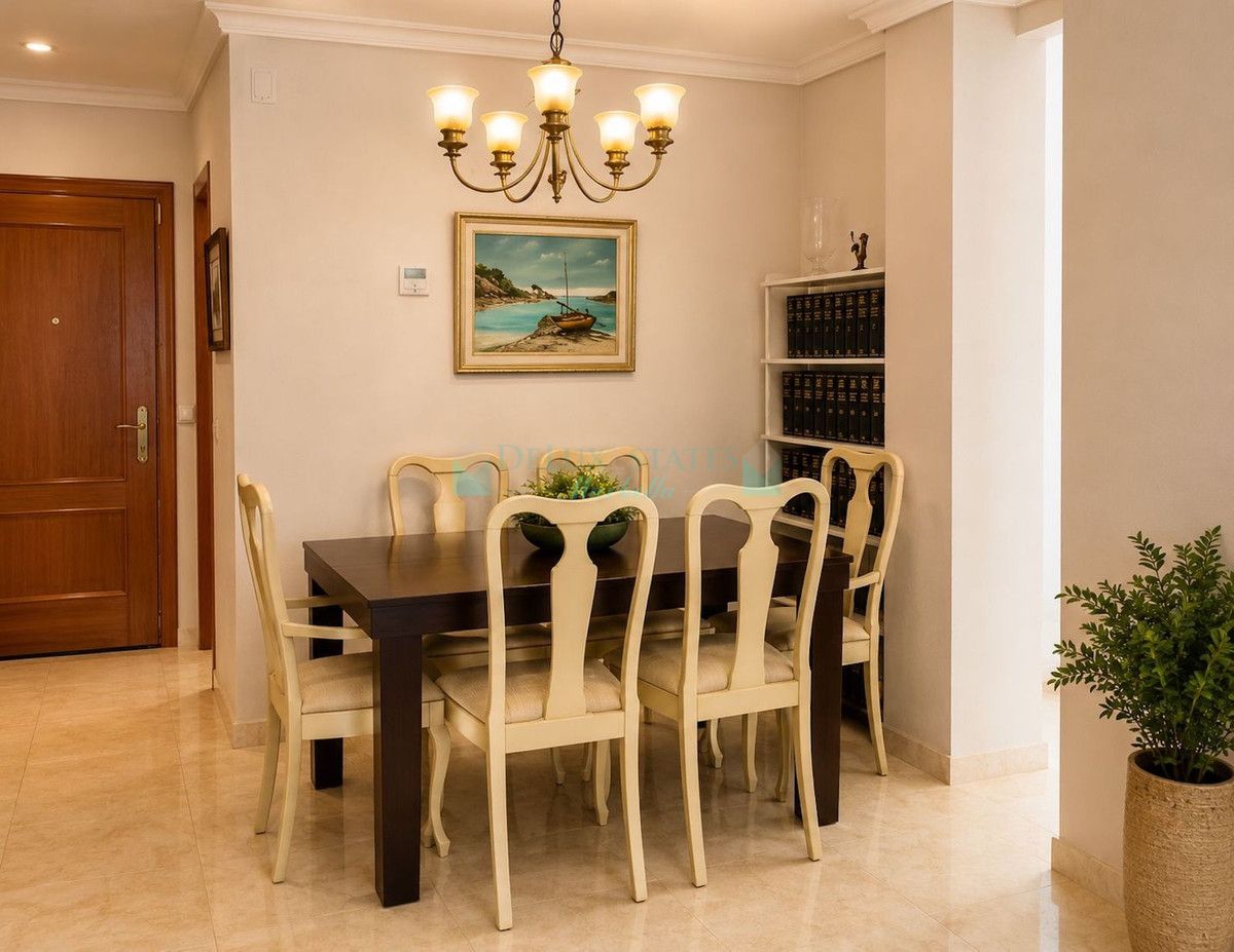 Apartment for rent in Selwo, Estepona