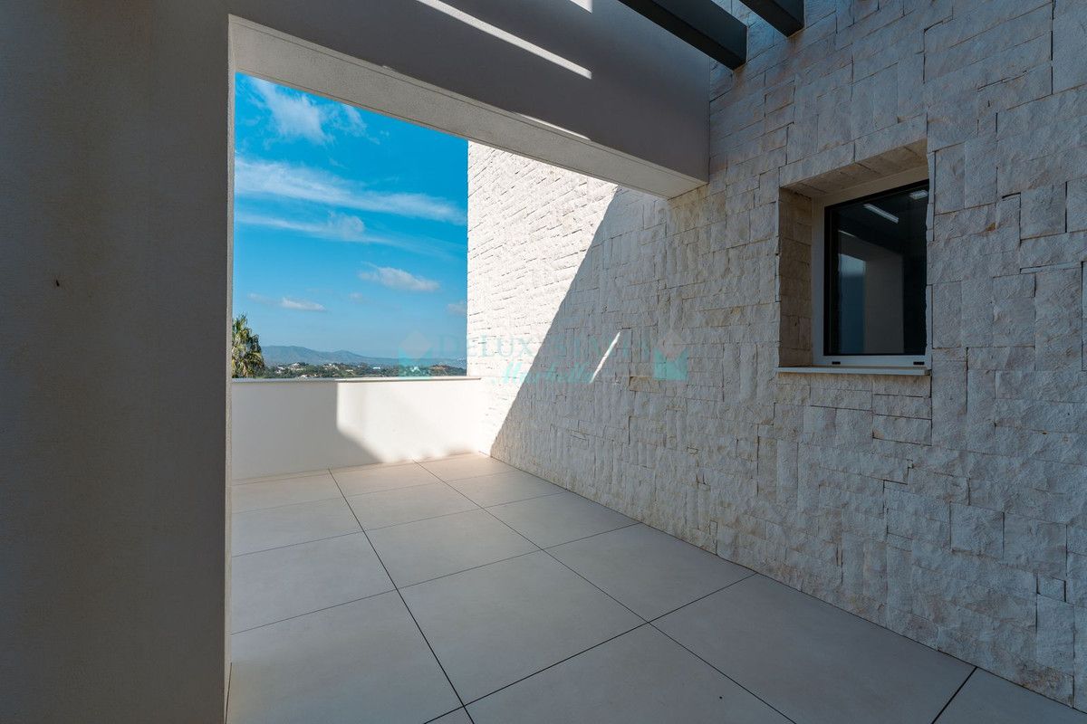 Ground Floor Apartment for sale in Ojen