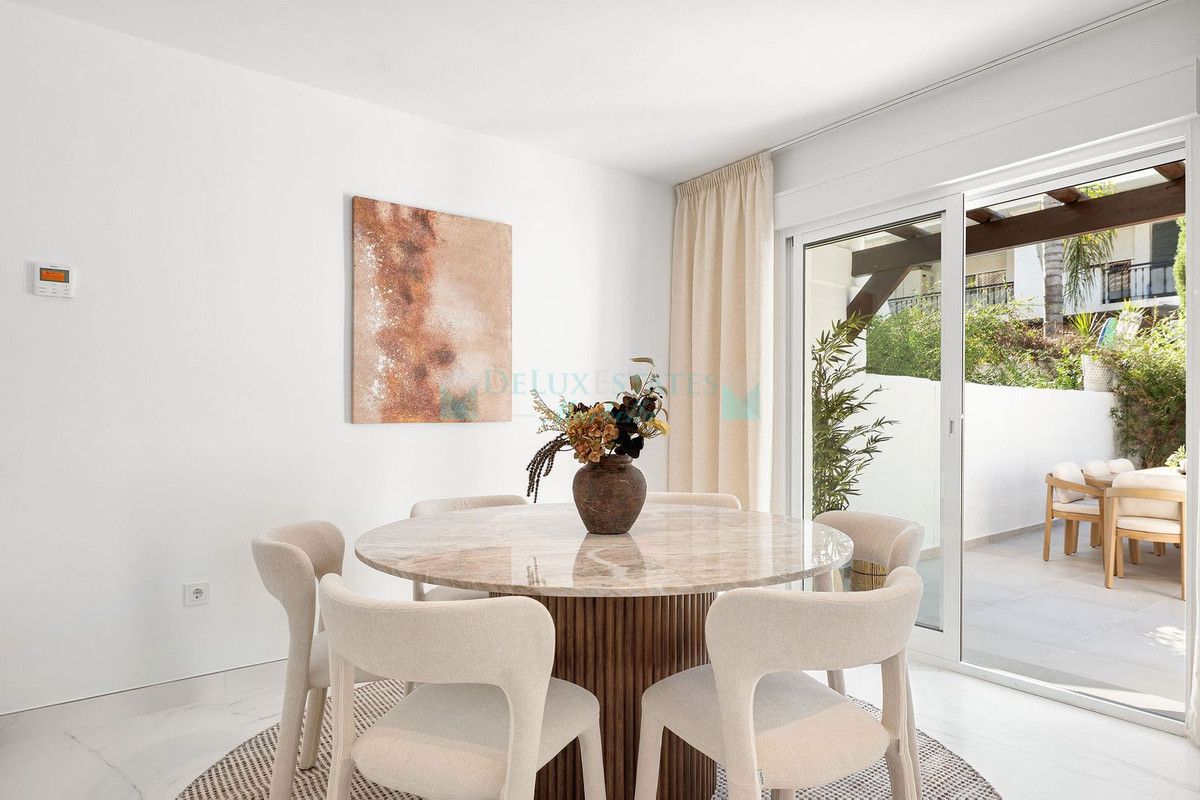 Town House for sale in Nueva Andalucia