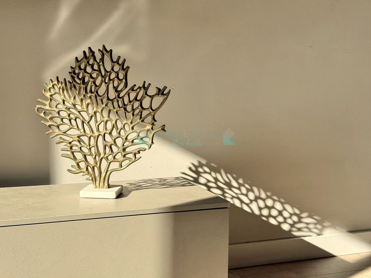 Apartment for sale in Benahavis