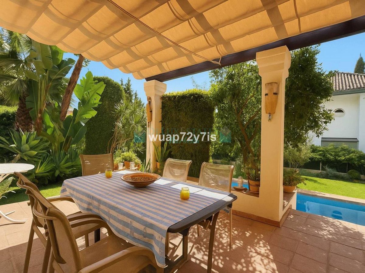 Villa for sale in Nagüeles, Marbella Golden Mile