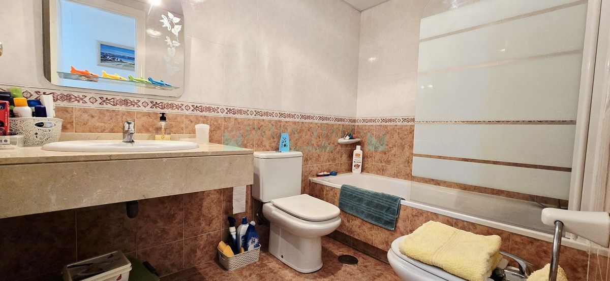Apartamento en venta en Nueva Andalucia