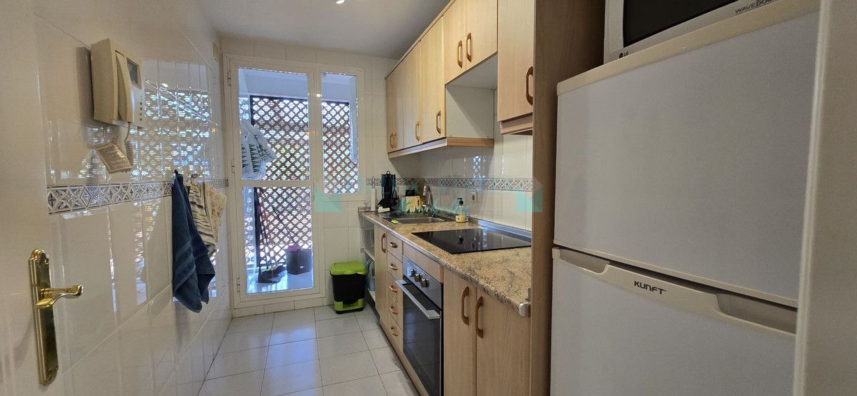 Apartamento en venta en Nueva Andalucia