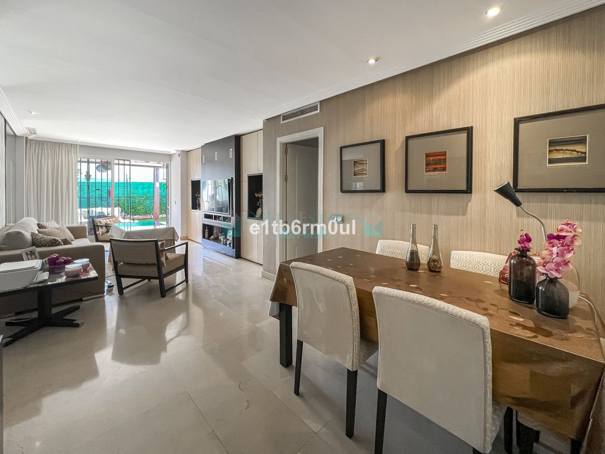 Ground Floor Apartment for sale in Marbella