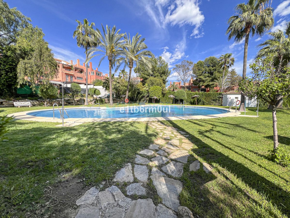 Ground Floor Apartment for sale in Marbella