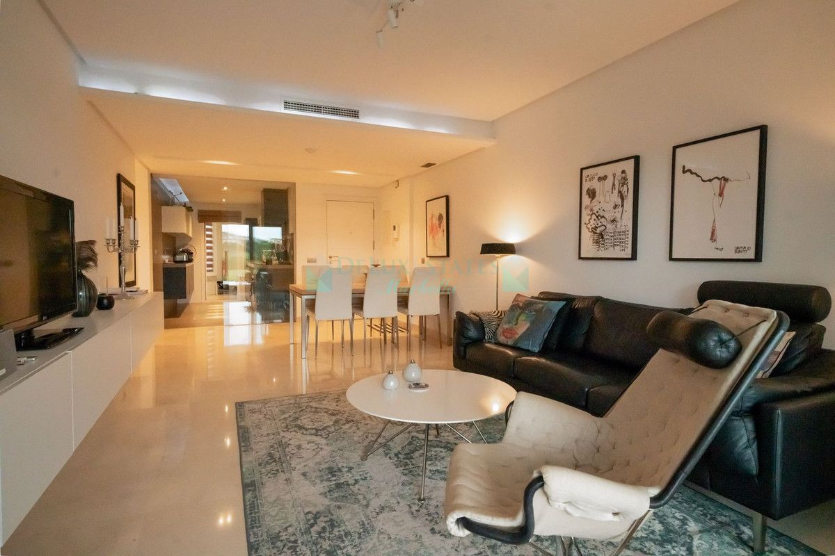 Ground Floor Apartment for sale in Los Arqueros, Benahavis
